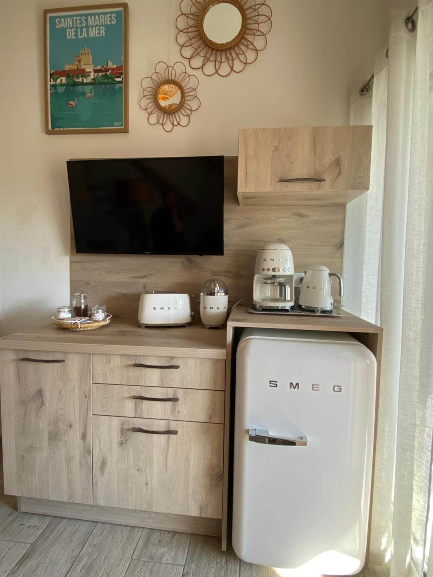 L'Estrambord De Camargue Bed and Breakfast Σαιντ-Μαρί-ντε-λα-Μερ Εξωτερικό φωτογραφία